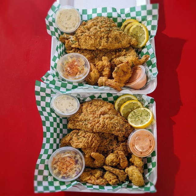 4 pc Catfish & 12 pc Shrimp.
